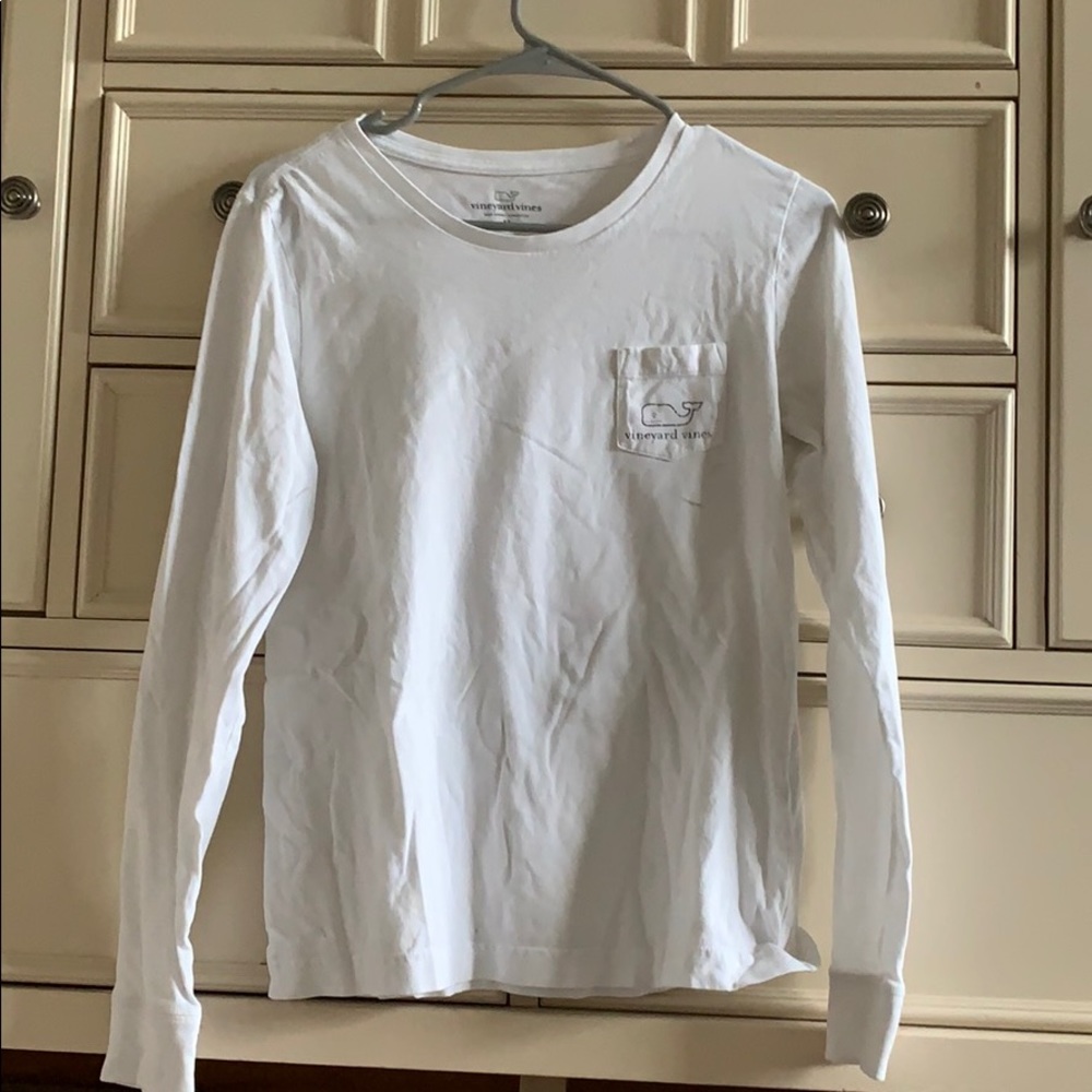 Long sleeve white tshirt